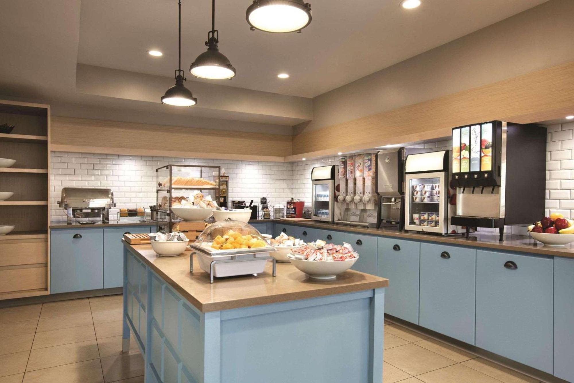 Country Inn & Suites By Radisson, Atlanta Airport North, Ga Hapeville Екстериор снимка