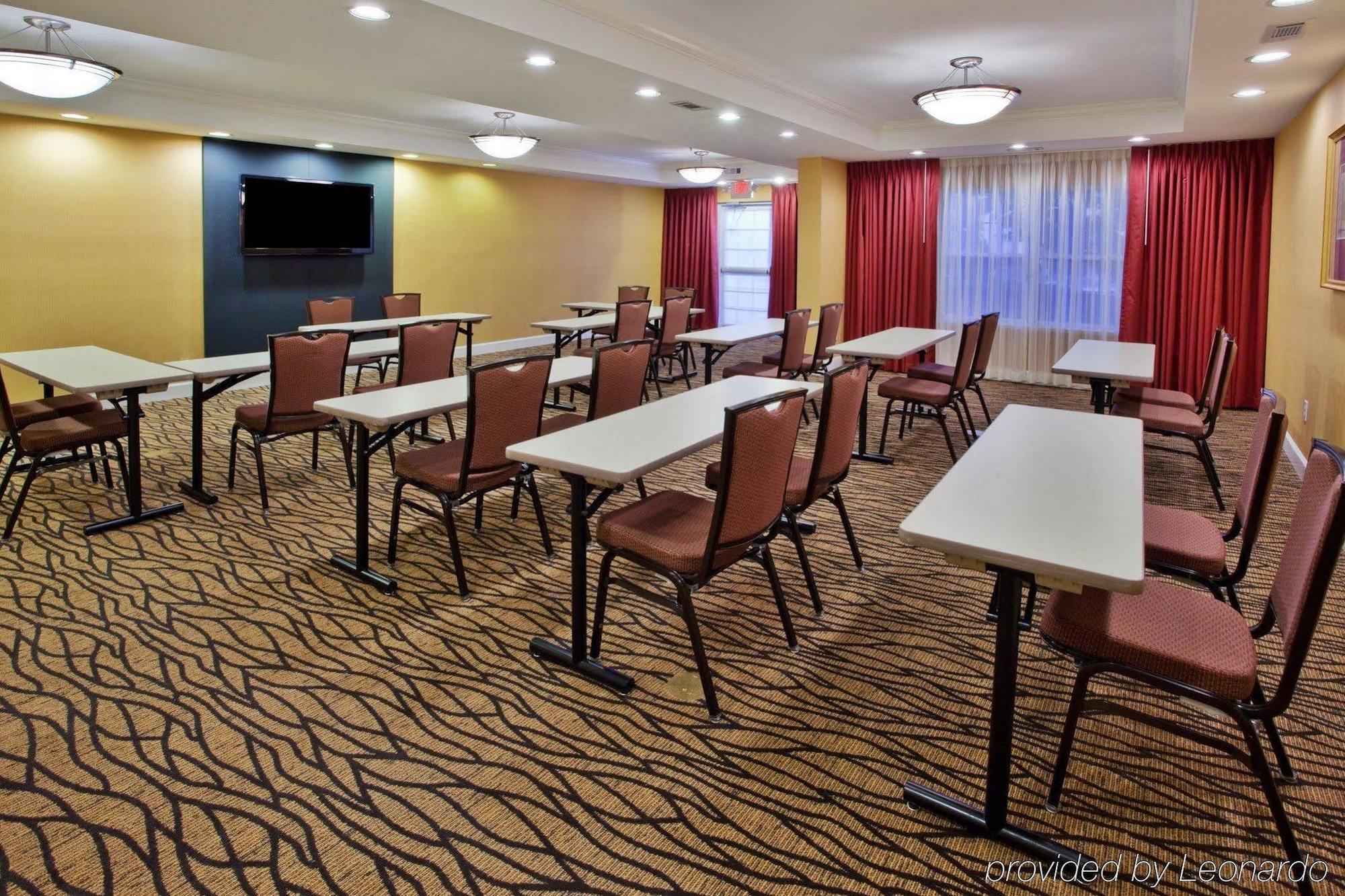 Country Inn & Suites By Radisson, Atlanta Airport North, Ga Hapeville Екстериор снимка