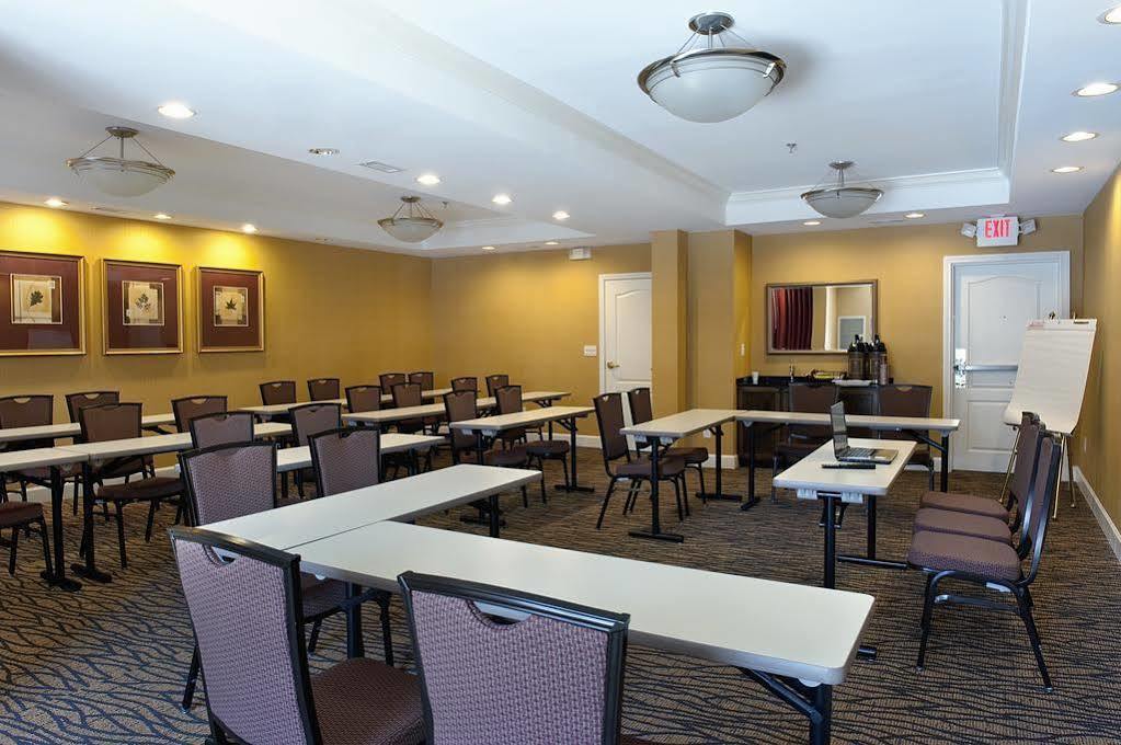 Country Inn & Suites By Radisson, Atlanta Airport North, Ga Hapeville Екстериор снимка